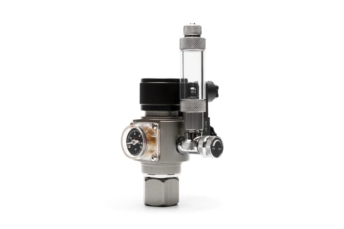 ווסת Co2 עם ברז חשמלי ומונה בועות UNS PRO 2 ווסת Co2 עם ברז חשמלי ומונה בועות UNS PRO – תמונה 2